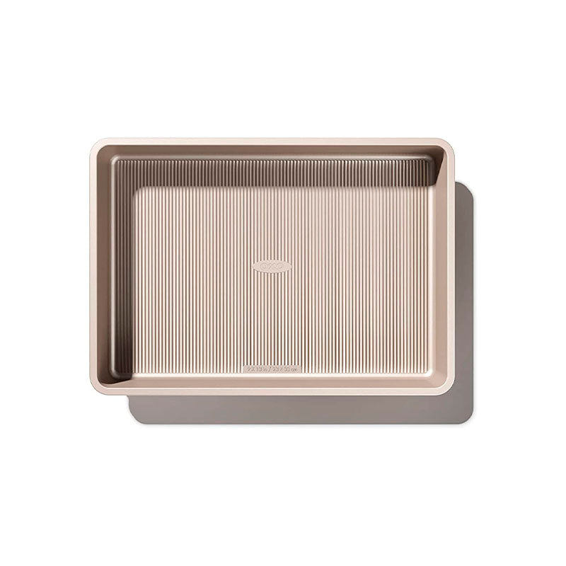 OXO GG NON STICK PRO CAKE PAN 9 IN X 13IN - OXO - Compralo en CorinneRegalos.com