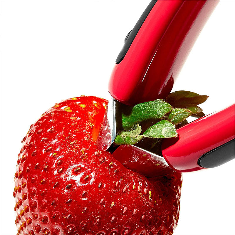STRAWBERRY HULLER - OXO - Compralo en CorinneRegalos.com