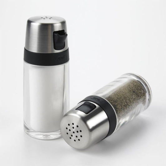 OXO GG SIMPLE SALT SHAKER AND POURER - OXO - Compralo en CorinneRegalos.com