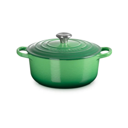SIG RD CASS/OVEN 24 B GREEN - LE CREUSET FRANCE - Compralo en CorinneRegalos.com