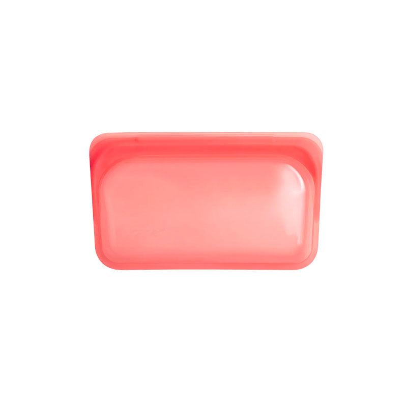 SMALL REUSABLE SILICON BAG FOR SNACK RED - QUIENES SOMOS, S.A. / STASHER - Compralo en CorinneRegalos.com