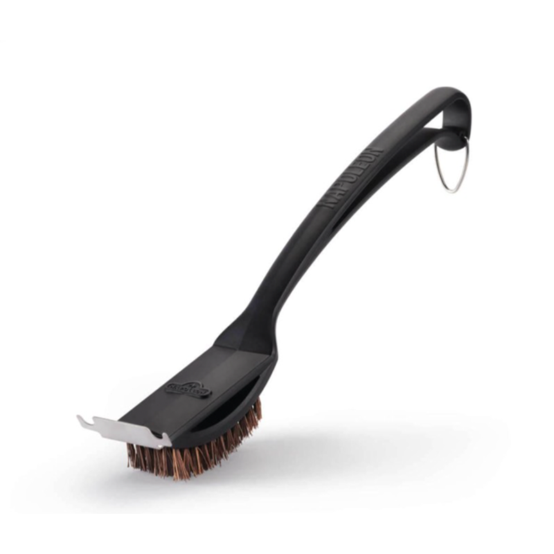 NATURAL FIBER GRILL BRUSH WITH GRID SCRAPER - NAPOLEON - Compralo en CorinneRegalos.com