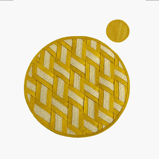 ZENU PLACEMATS AND COASTERS, SET OF 4, BRAID YELLOW/CREME - ADRIANA CASTRO - Compralo en CorinneRegalos.com