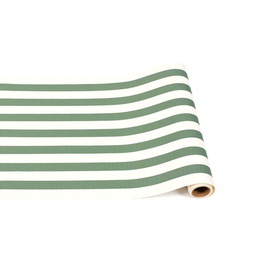 DARK GREEN CLASSIC STRIPE RUNNER - 20 X 25' - HESTER & COOK - Compralo en CorinneRegalos.com