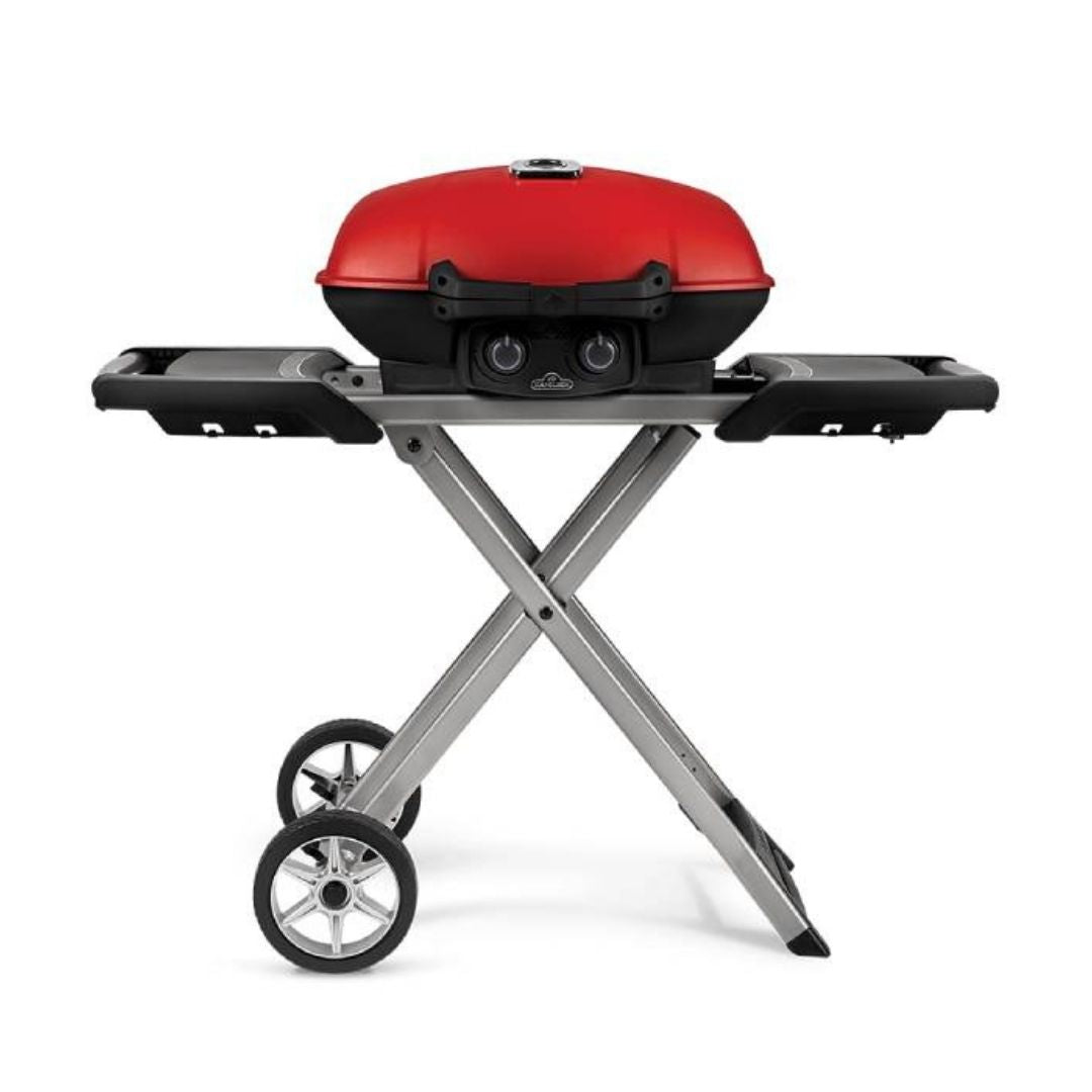 TRAVELQ 285X PORTABLE PROPANE GAS GRILL AND SCISSOR CART WITH GRIDDLE RED - NAPOLEON - Compralo en CorinneRegalos.com